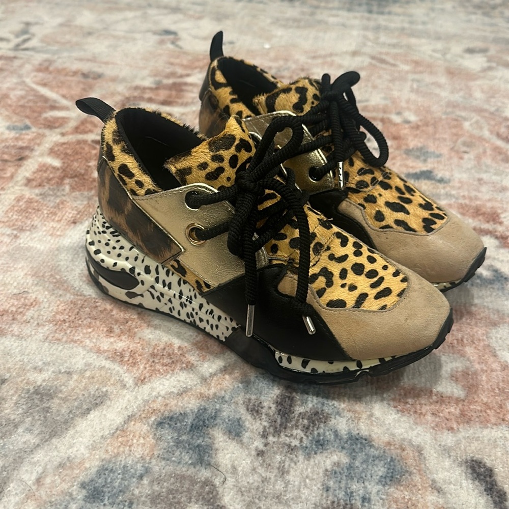Steve Madden Leopard Shoes